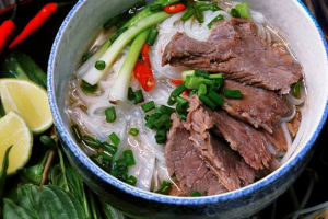 5 types of Pho (noodles soup) you should not miss in Hanoi, Vietnam